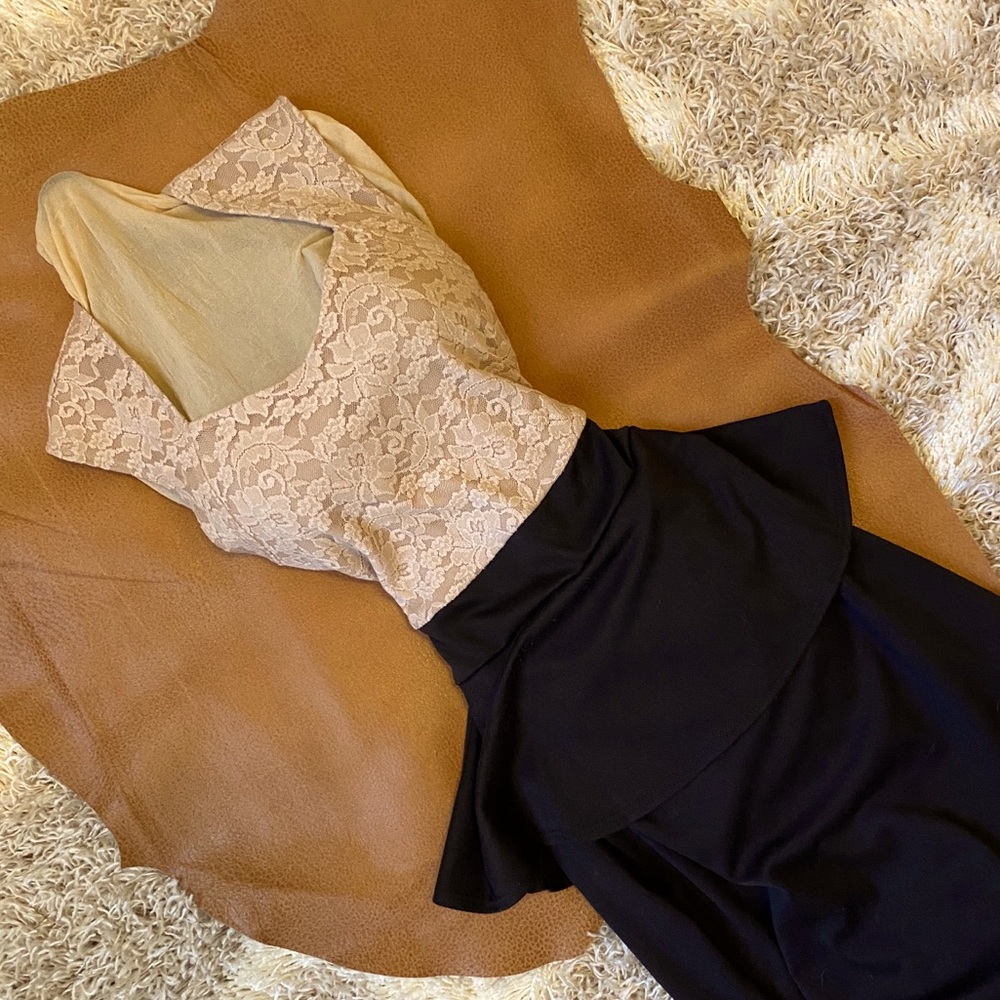 Papaya Cute Lace & Pencil Dress
